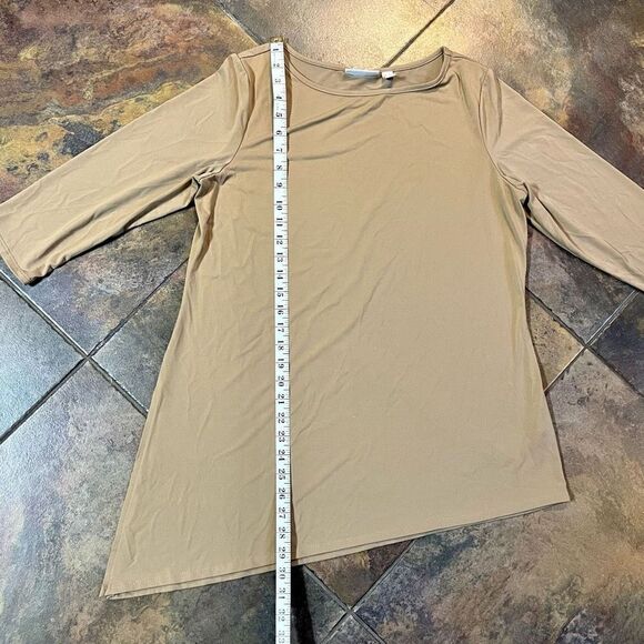 Susan Graver Tan Asymmetrical Liquid Knit Quarter Sleeves Medium Tunic Blouse - Picture 6 of 10